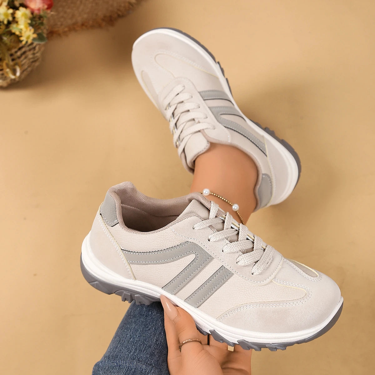 2026 New Autumn/Winter Fashion Sneakers All-match Running Shoes Comfortable Lightweight Sports Women's Shoes Zapatos De Mujer